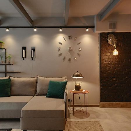 City Garage Apartment - Lwowska 9 ワルシャワ エクステリア 写真